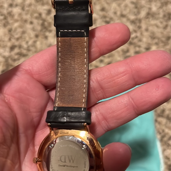 Daniel Wellington women’s watch - Picture 5 of 5